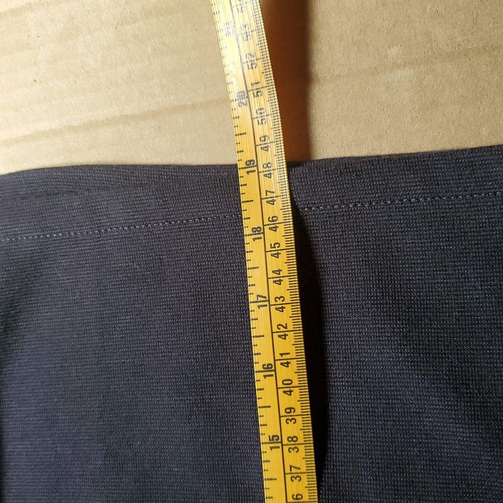 Liz Claiborne Navy Blue Shorts - Picture 12 of 13